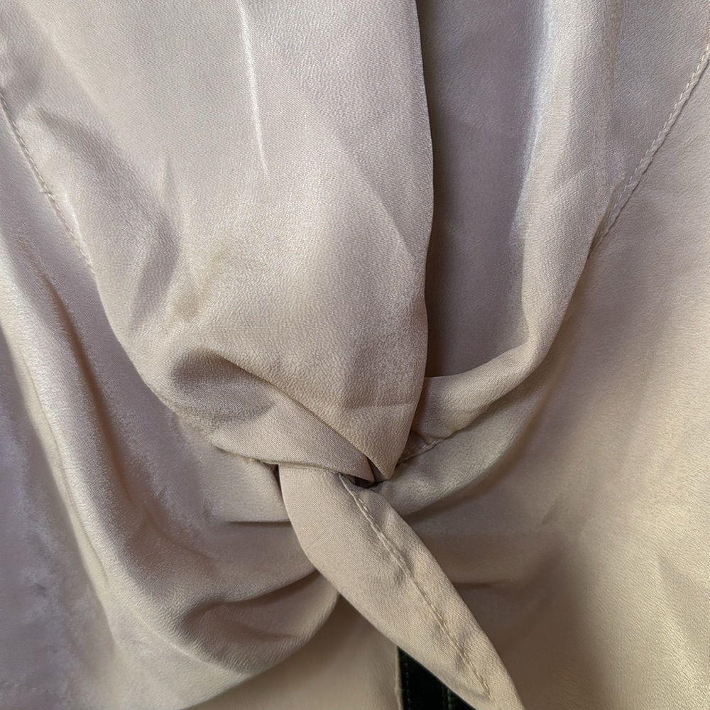 Long sleeve Back Zip Too - Picture 3 of 4